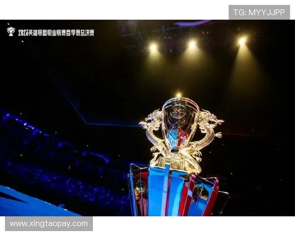 JDG战队荣登LPL巅峰荣耀 凭借默契配合与战略创新勇夺冠军