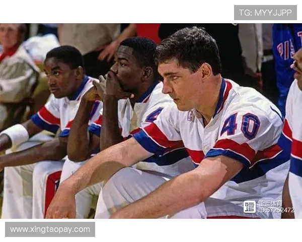 伊赛亚托马斯如何以坚韧意志与卓越领导力改变球队命运的传奇故事 伊赛亚托马斯如何以坚韧意志与卓越领导力改变球队命运的传奇故事