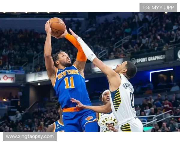 步行者鏖战尼克斯巅峰对决揭示东部新格局豪强争锋谁能称王 步行者鏖战尼克斯巅峰对决揭示东部新格局豪强争锋谁能称王