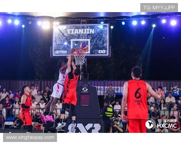 篮球点燃青春激情谱写团队合作与拼搏精神的壮丽篇章