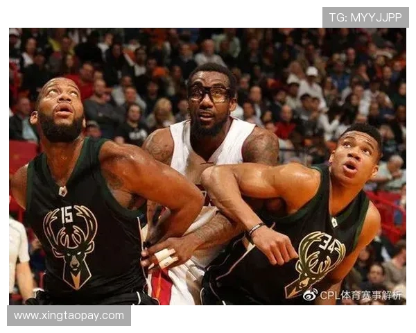 密尔沃基雄鹿迎战劲敌，激战正酣，争夺季后赛席位关键对决