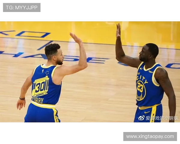 快船与火箭激战正酣NBA赛季精彩对决引发球迷热议