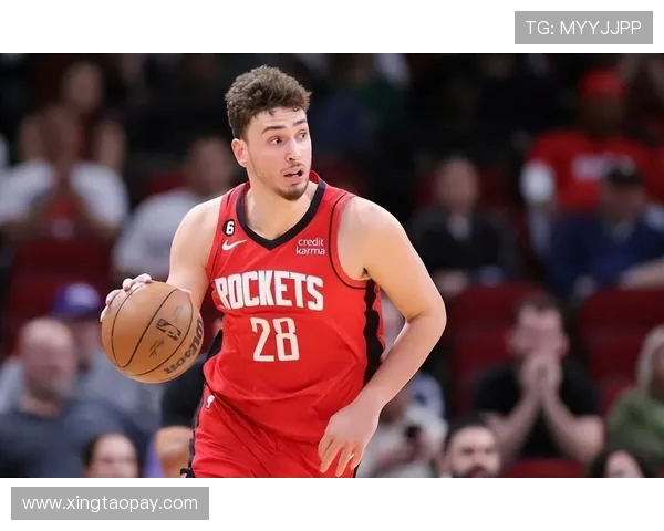 杰登艾维的篮球之路：从新星崛起到NBA赛场的辉煌历程